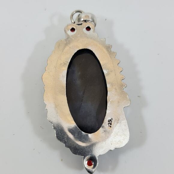 Handmade Silver Pendant with Dendritic Agate and Red Garnets in Bezel Setting - Picture 3 of 10